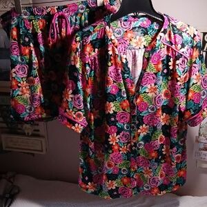 Cuddl Duds Pink and Yellow Graphic Relaxed Blouse